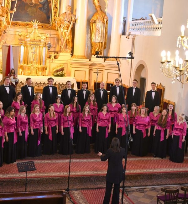 CHORINĖS MUZIKOS FESTIVALIS "AUKSINĖ ŠALČIOS JUOSTA"
